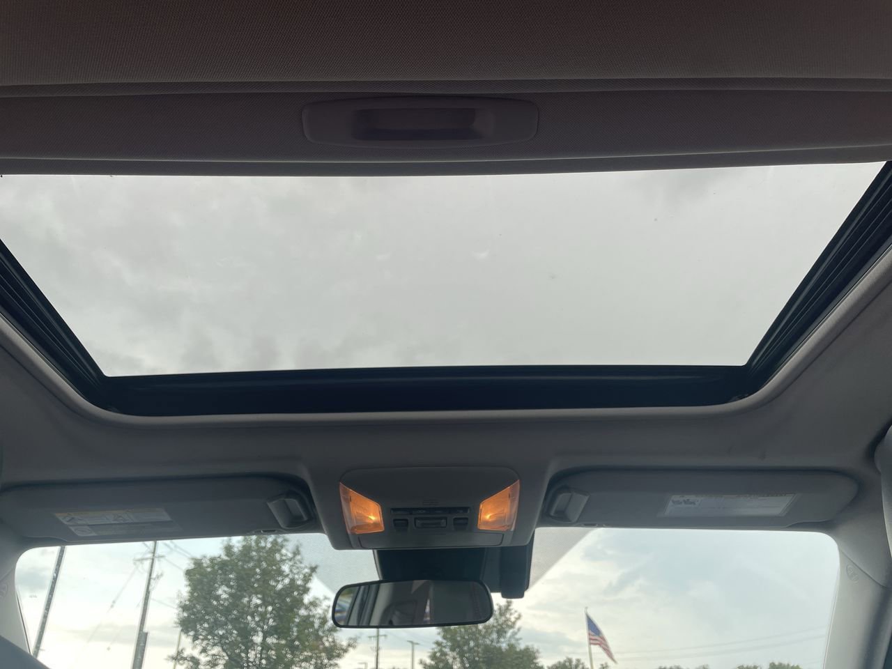 Thumbnail: 2019 Toyota RAV4 - 21