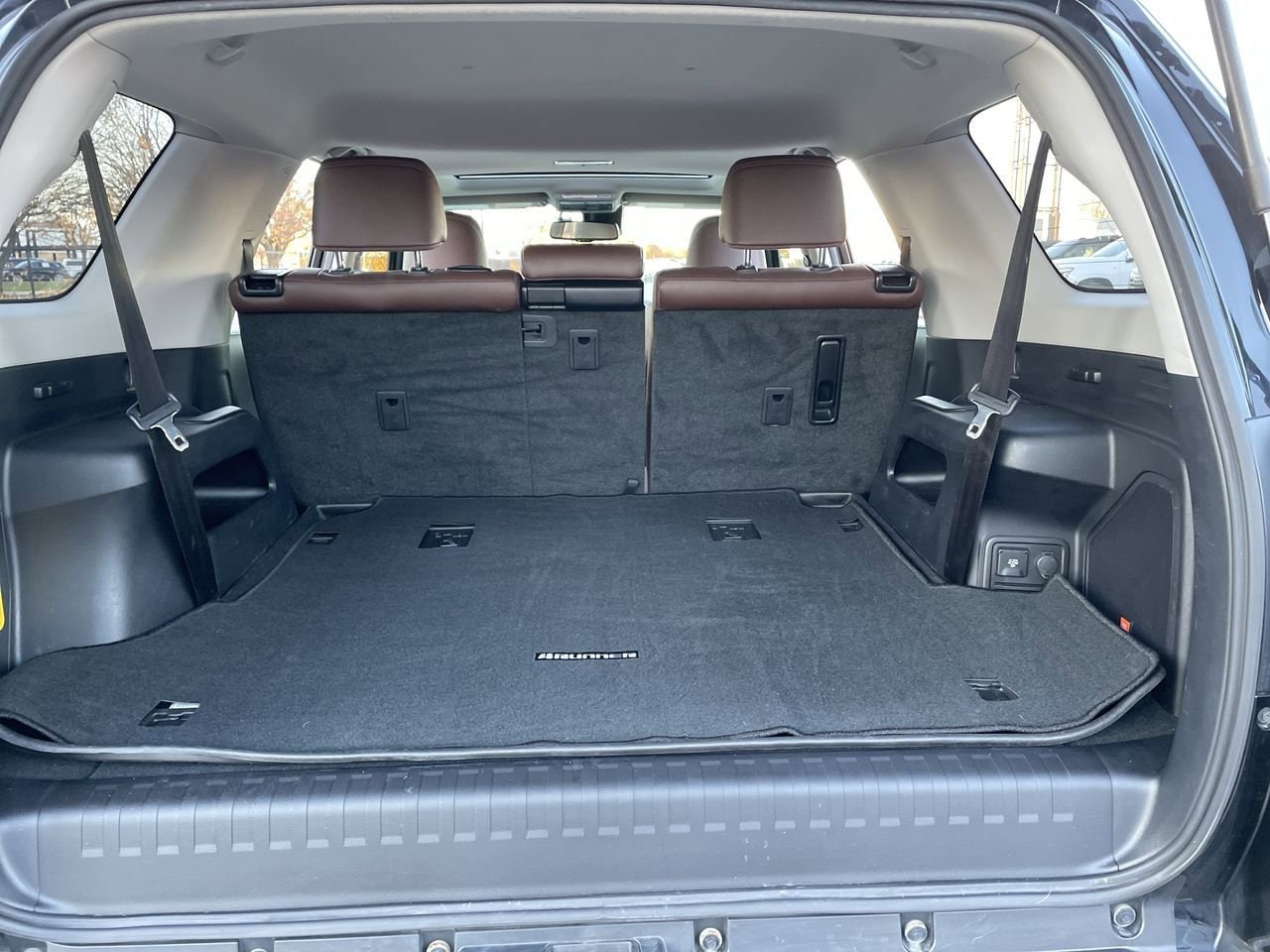 Thumbnail: 2021 Toyota 4Runner - 17