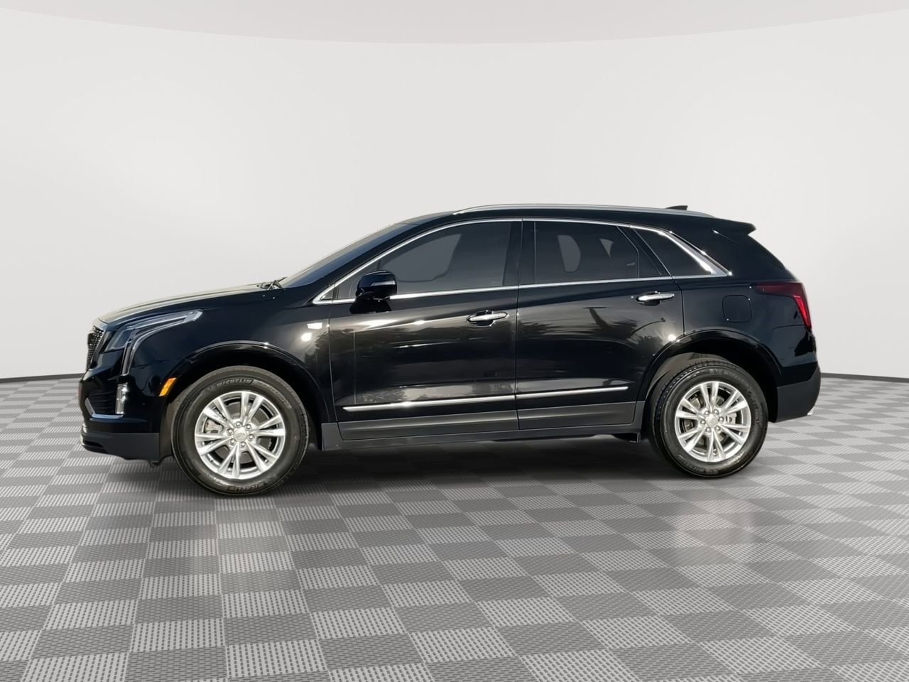 Thumbnail: 2024 Cadillac XT5 - 5