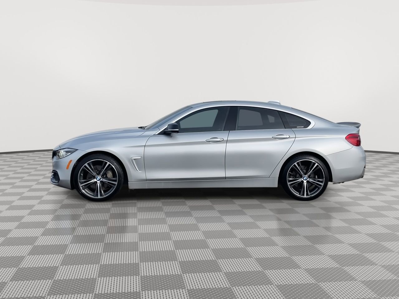 Thumbnail: 2018 BMW 4 Series - 5