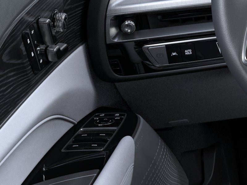 Thumbnail: 2026 Cadillac Lyriq - 22