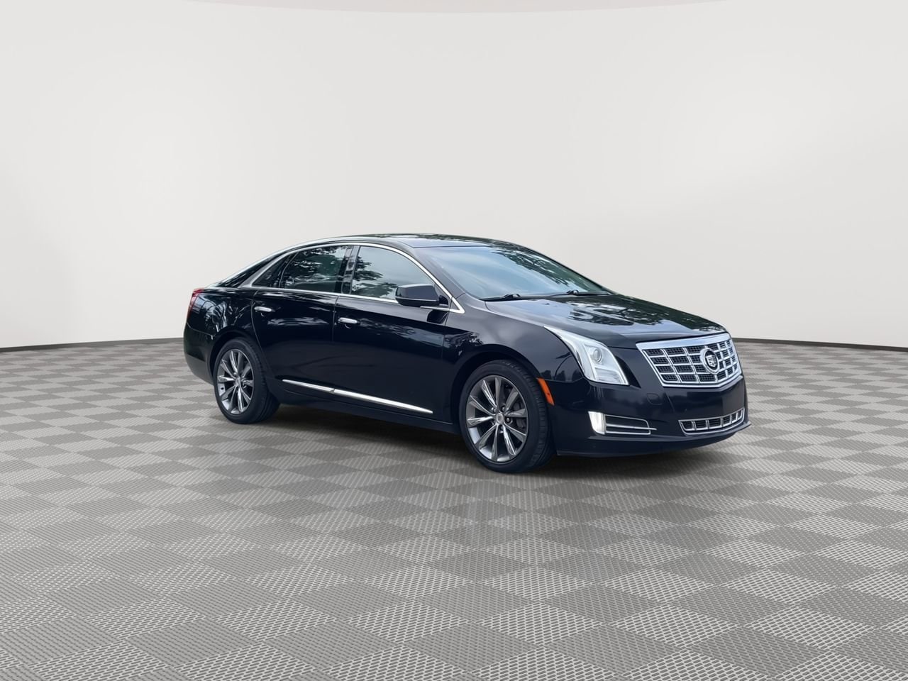 Thumbnail: 2013 Cadillac XTS - 2