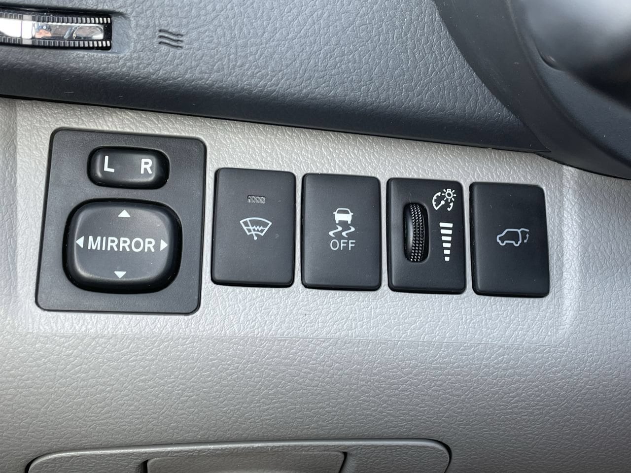 Thumbnail: 2013 Toyota Highlander - 26