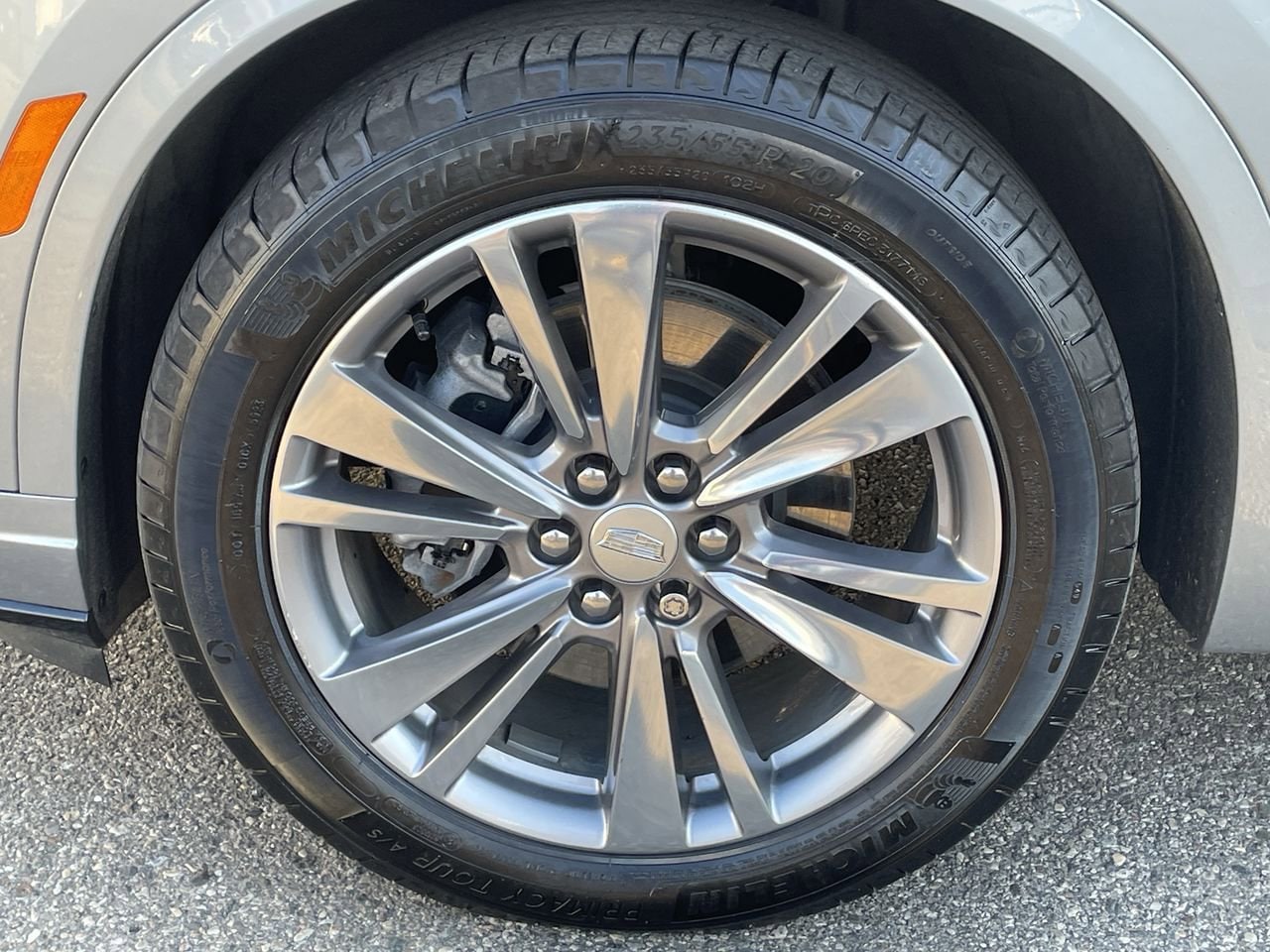 Thumbnail: 2024 Cadillac XT6 - 41