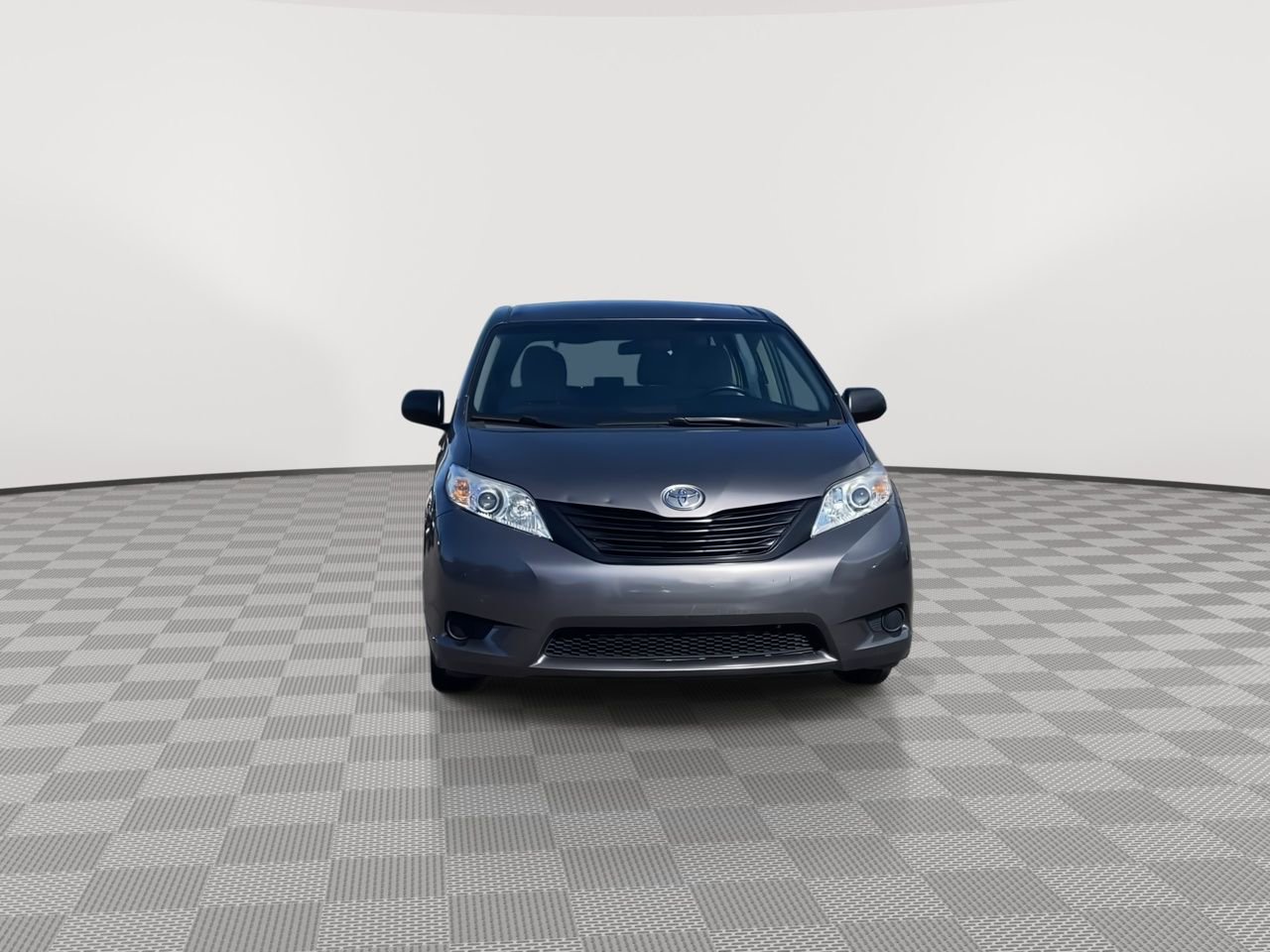 2017 Toyota Sienna L photo 3