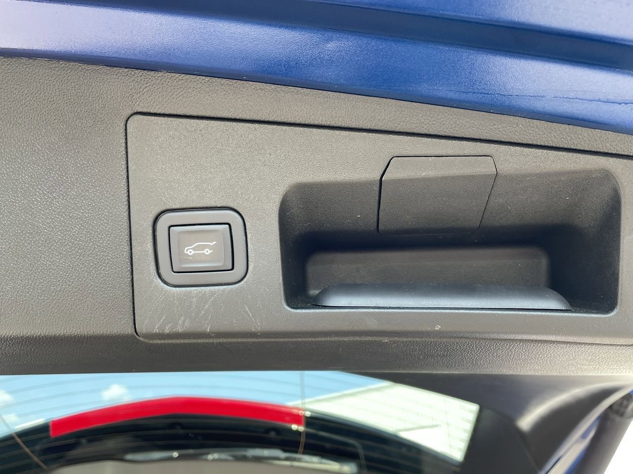 Thumbnail: 2024 Cadillac XT5 - 18