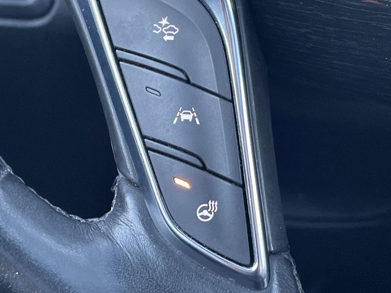 Thumbnail: 2020 Cadillac XT5 - 24