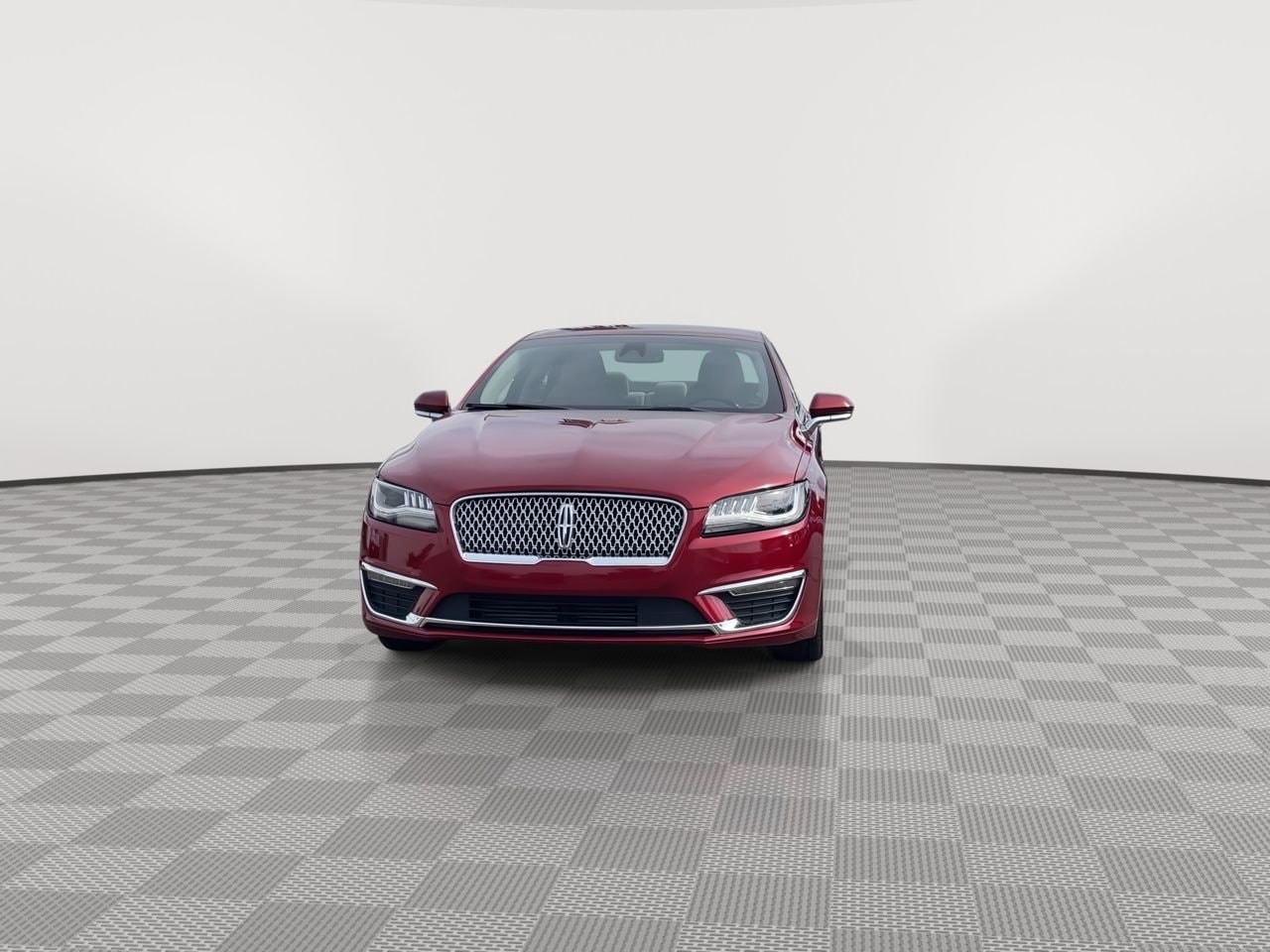 Thumbnail: 2018 Lincoln MKZ - 3