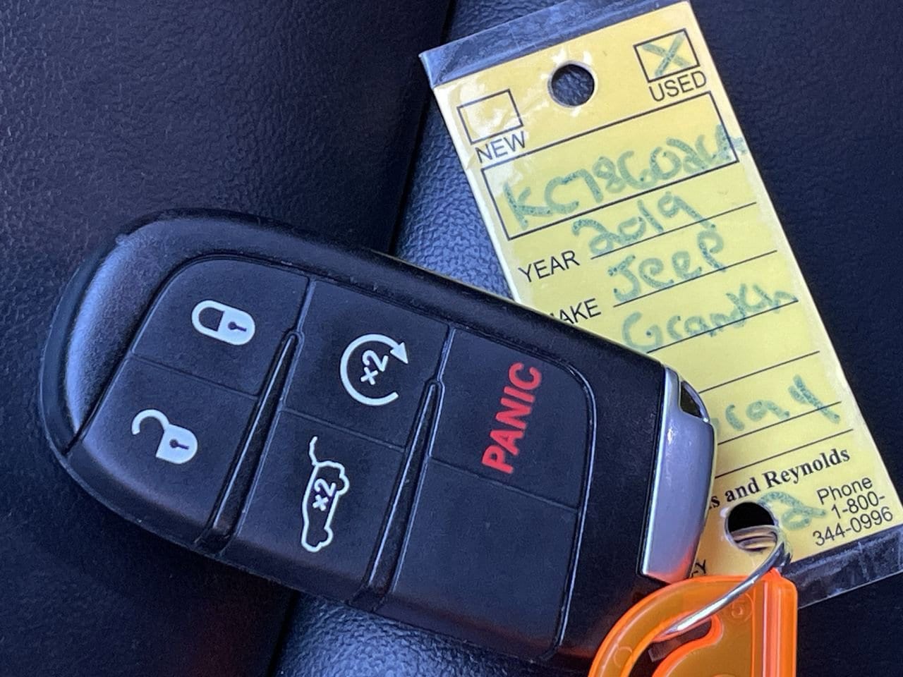Thumbnail: 2019 Jeep Grand Cherokee - 32