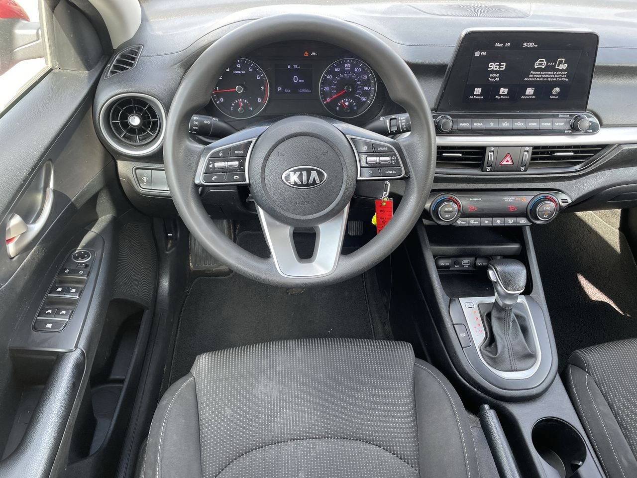 Thumbnail: 2019 Kia Forte - 11