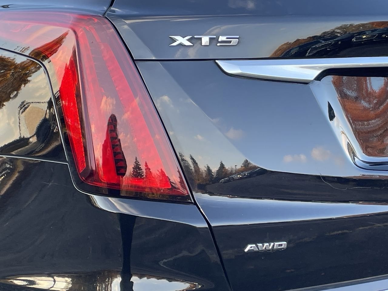 Thumbnail: 2021 Cadillac XT5 - 41