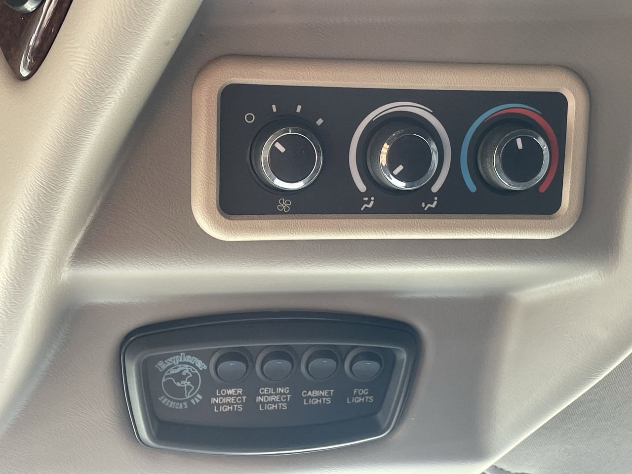 Thumbnail: 2019 GMC Savana - 35