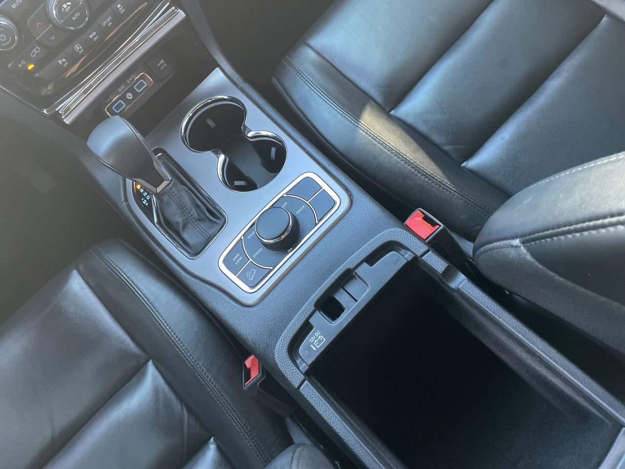 Thumbnail: 2019 Jeep Grand Cherokee - 25