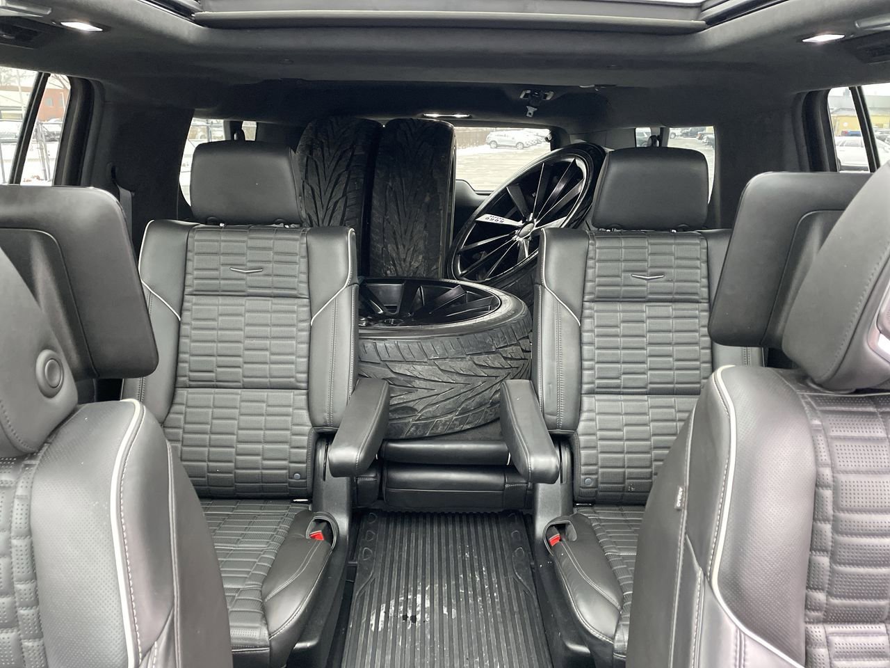 Thumbnail: 2023 Cadillac Escalade - 19