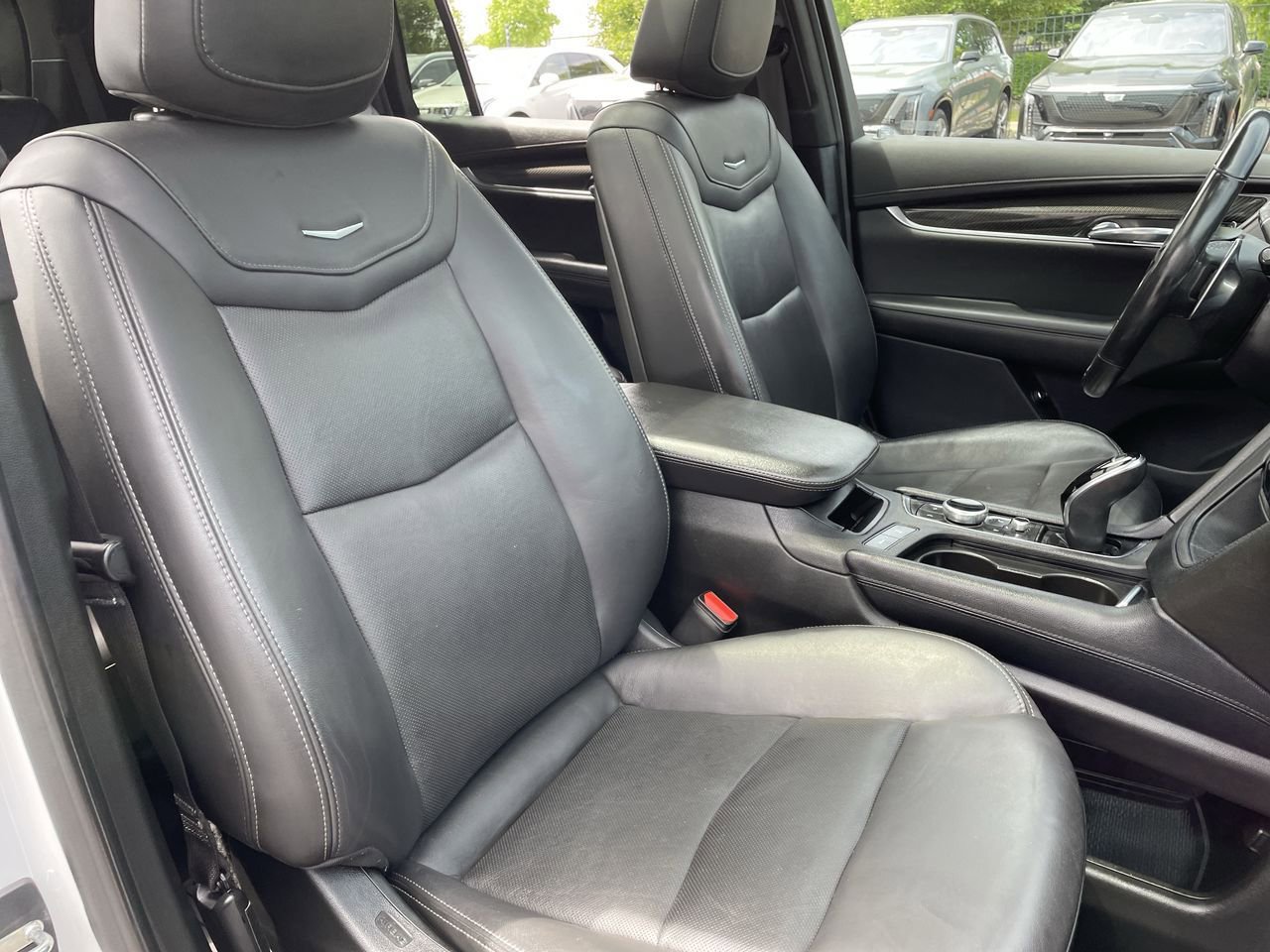 Thumbnail: 2021 Cadillac XT6 - 14