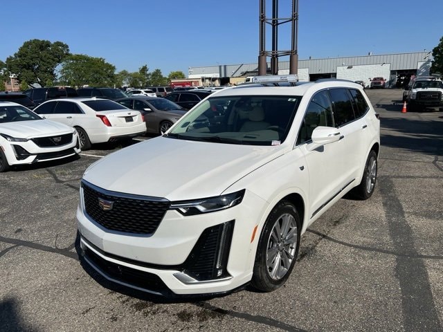 2022 Cadillac XT6 Premium Luxury -
                Plymouth, MI