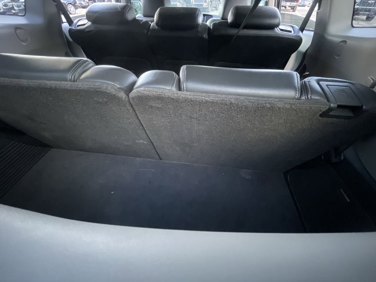 Thumbnail: 2010 Subaru Tribeca - 17