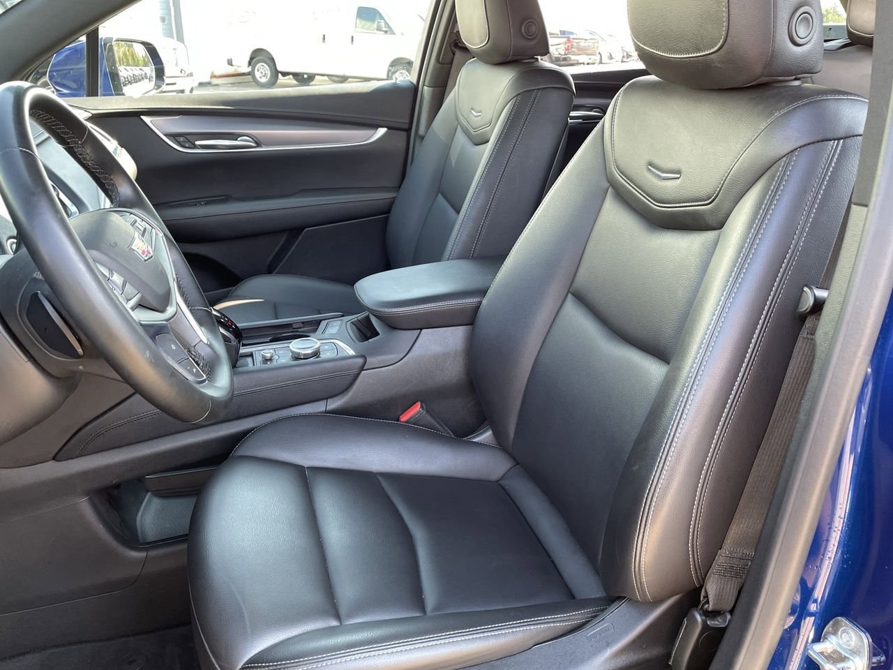 Thumbnail: 2024 Cadillac XT5 - 12