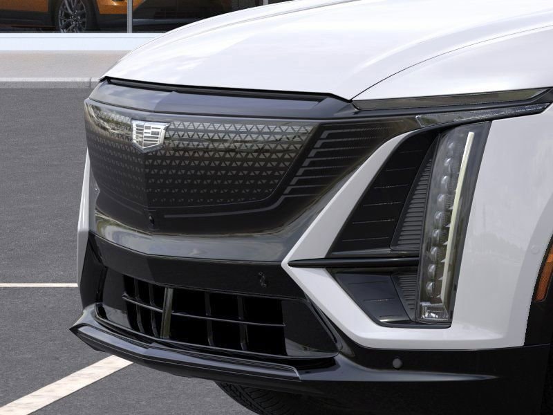 Thumbnail: 2025 Cadillac Lyriq - 13
