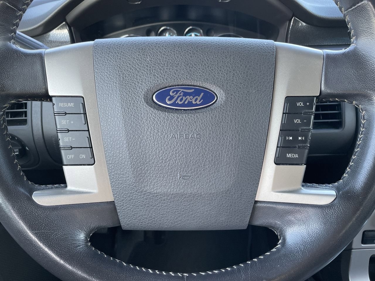 Thumbnail: 2010 Ford Flex - 10