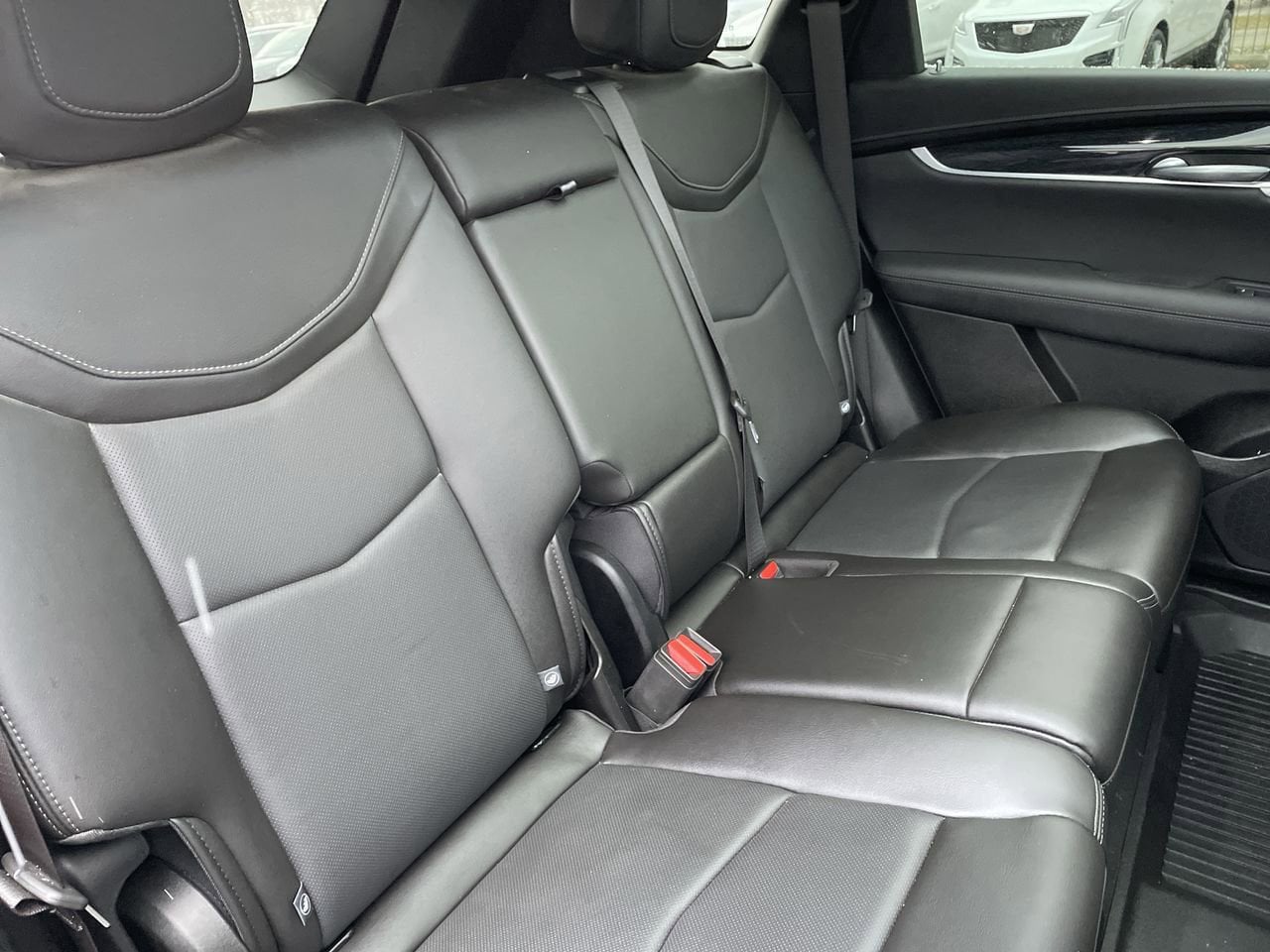 Thumbnail: 2023 Cadillac XT5 - 15