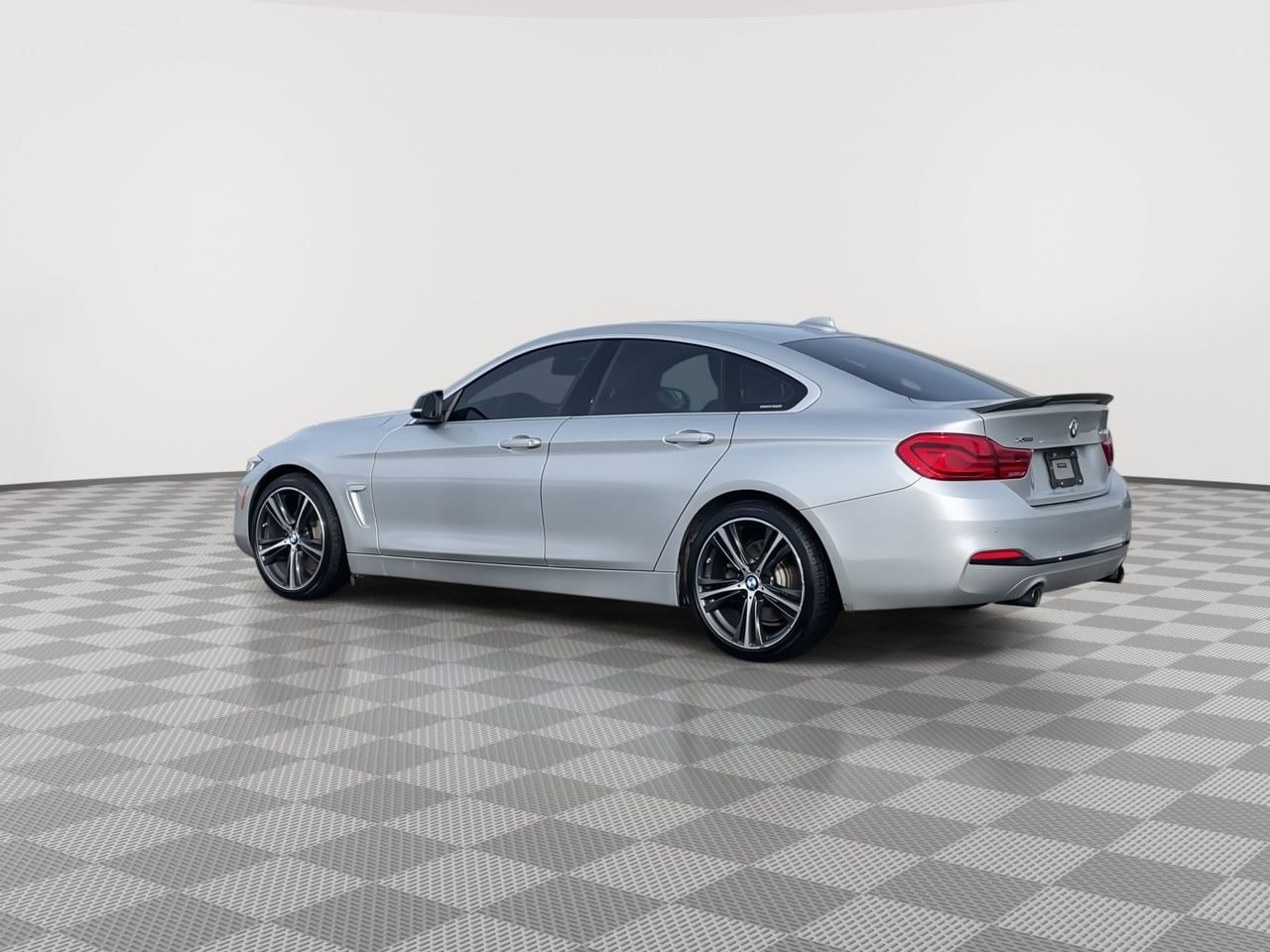 Thumbnail: 2018 BMW 4 Series - 6
