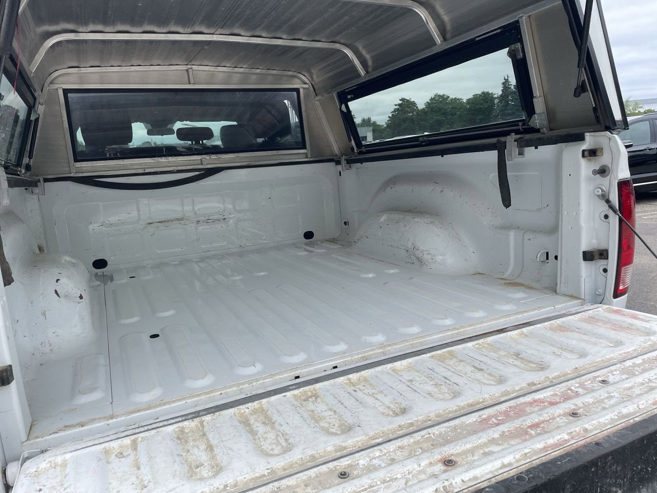 Thumbnail: 2021 RAM 1500 Classic - 17