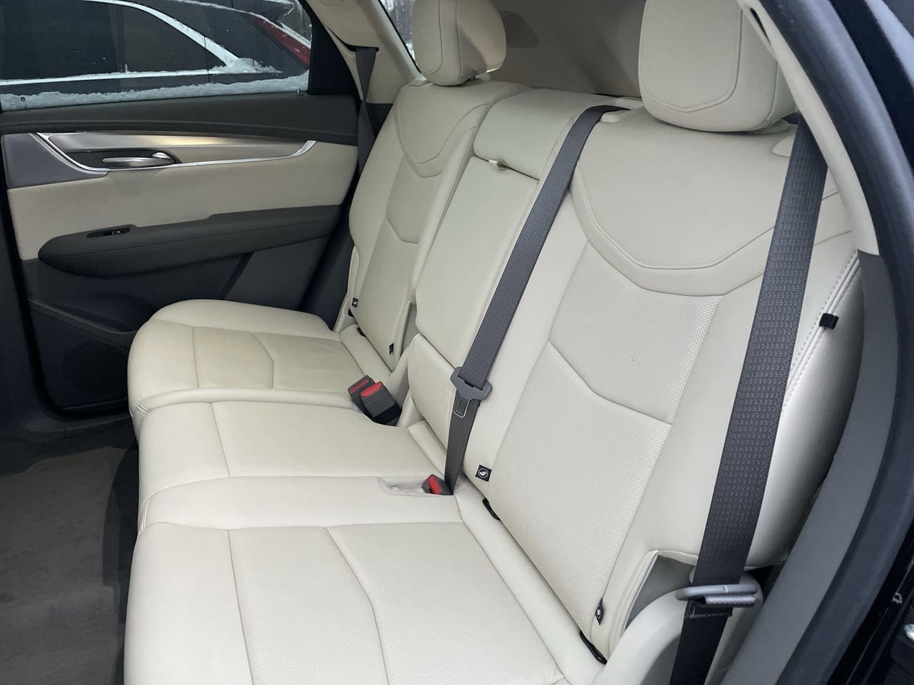 Thumbnail: 2023 Cadillac XT5 - 19