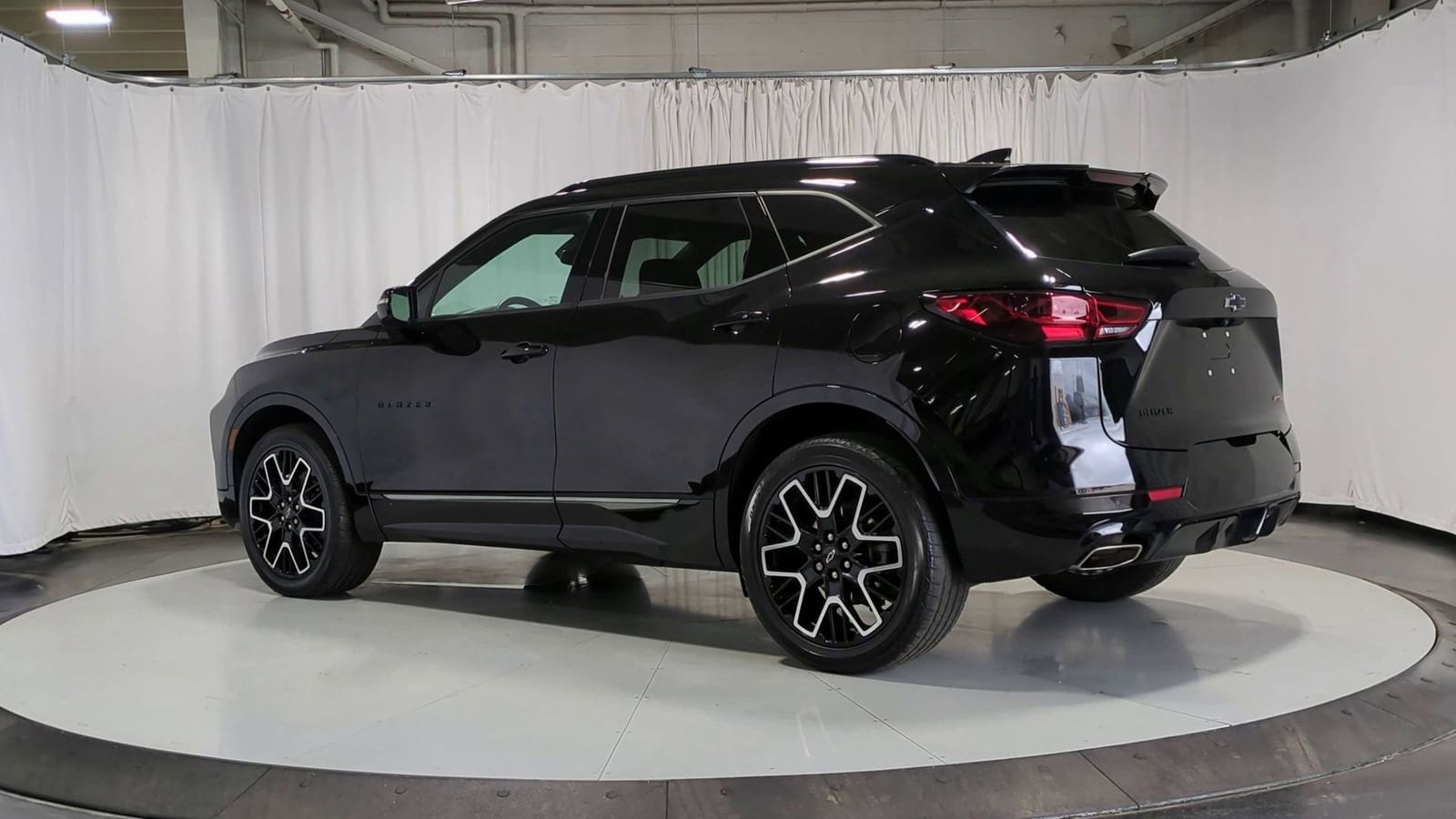 Thumbnail: 2023 Chevrolet Blazer - 6