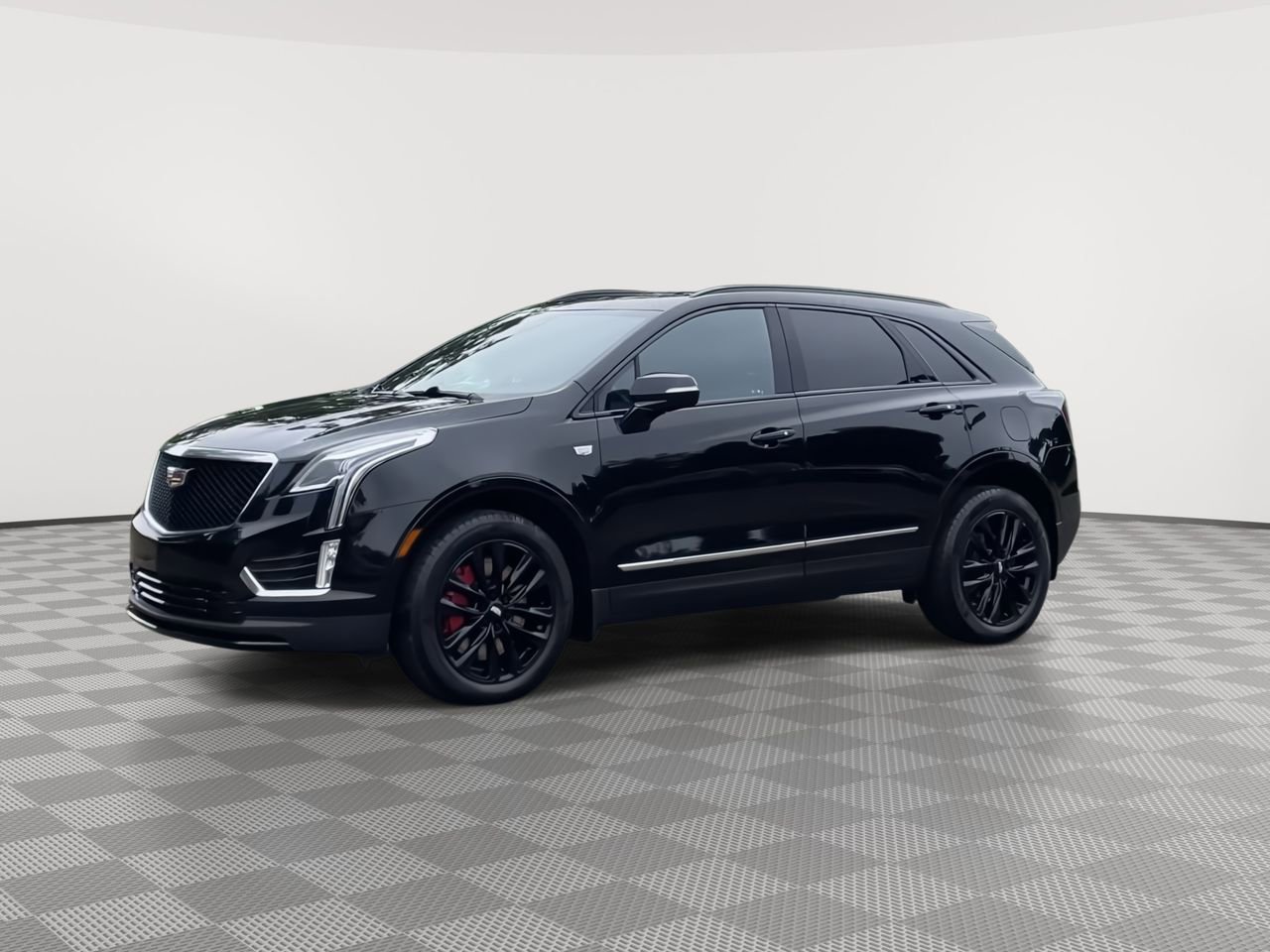 Thumbnail: 2022 Cadillac XT5 - 4