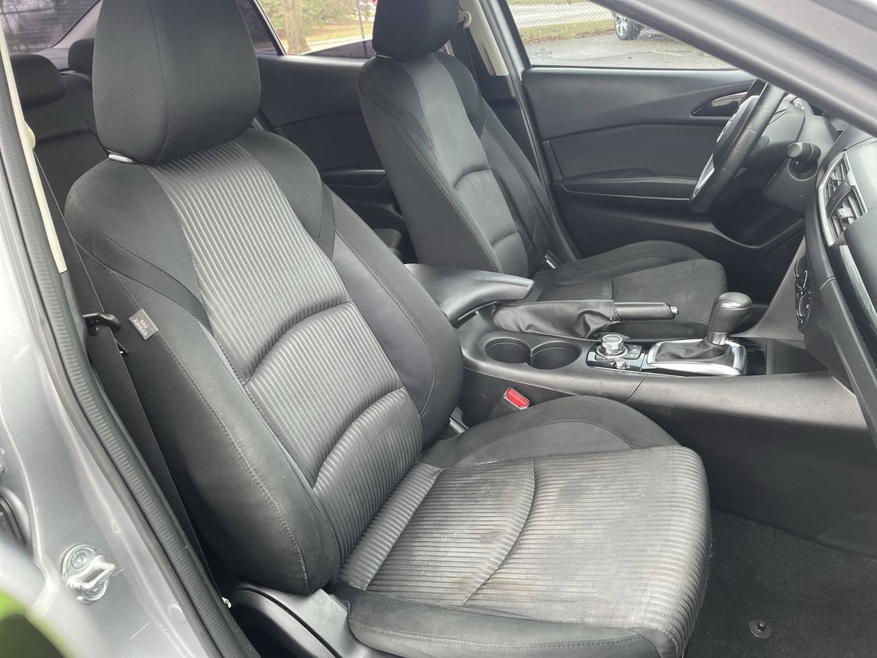 Thumbnail: 2016 Mazda Mazda3 - 14