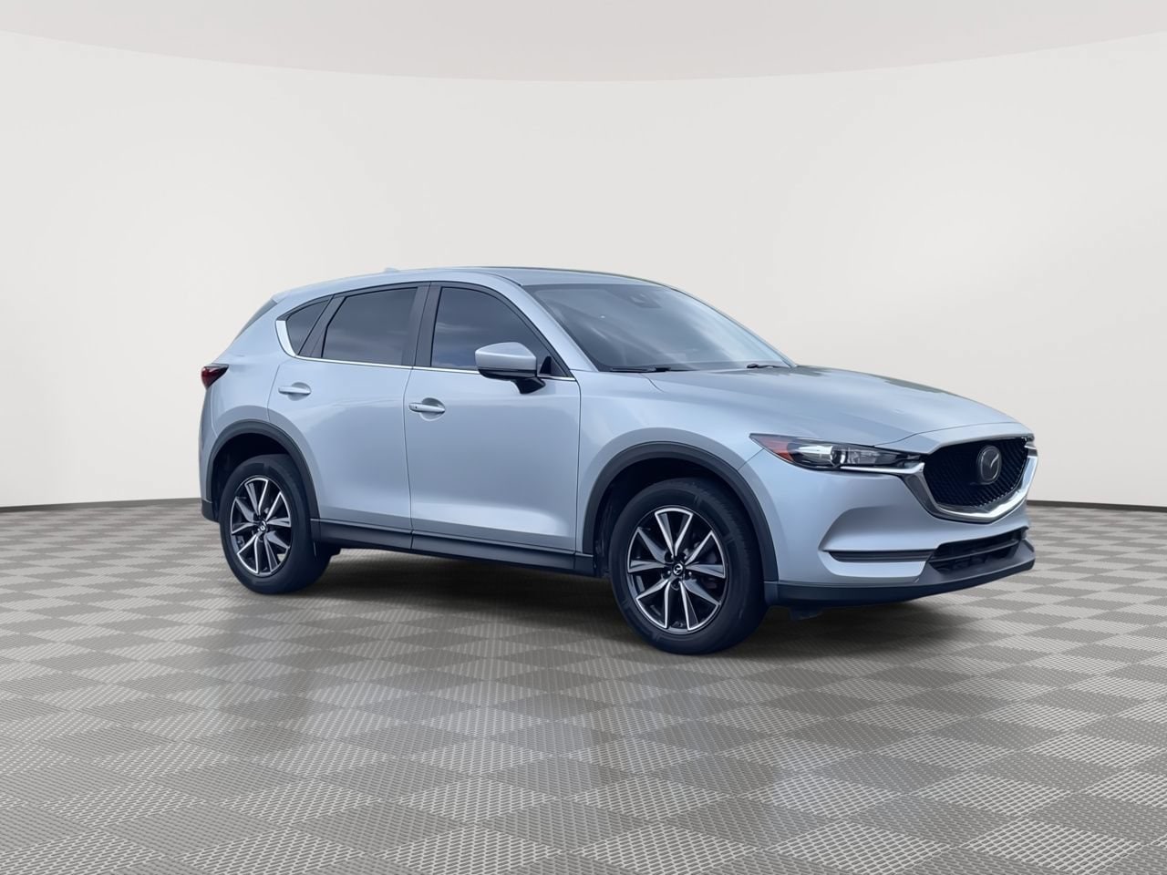 Used 2018 Mazda CX-5 Touring with VIN JM3KFACM1J0350547 for sale in Plymouth, MI
