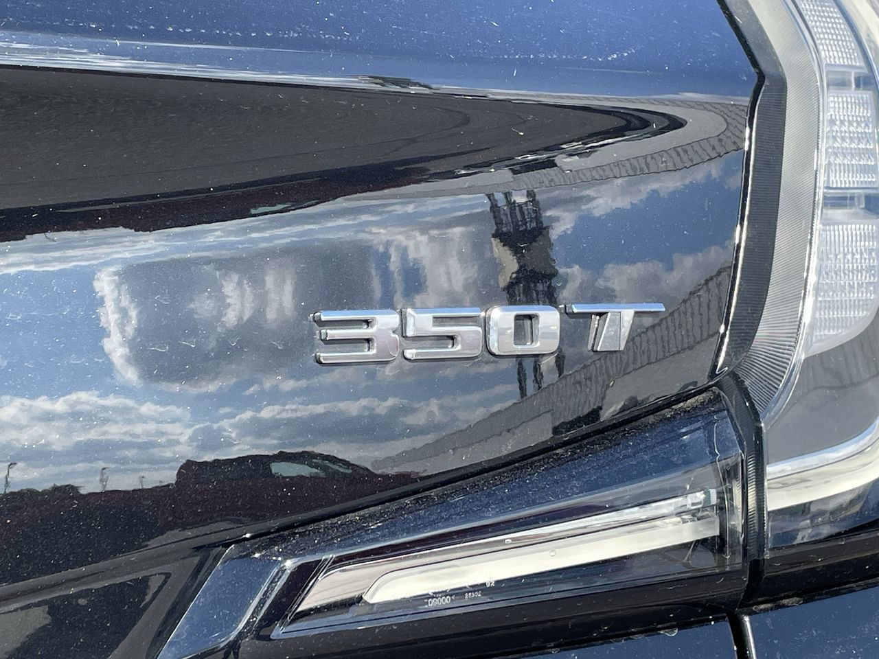 Thumbnail: 2023 Cadillac XT4 - 41