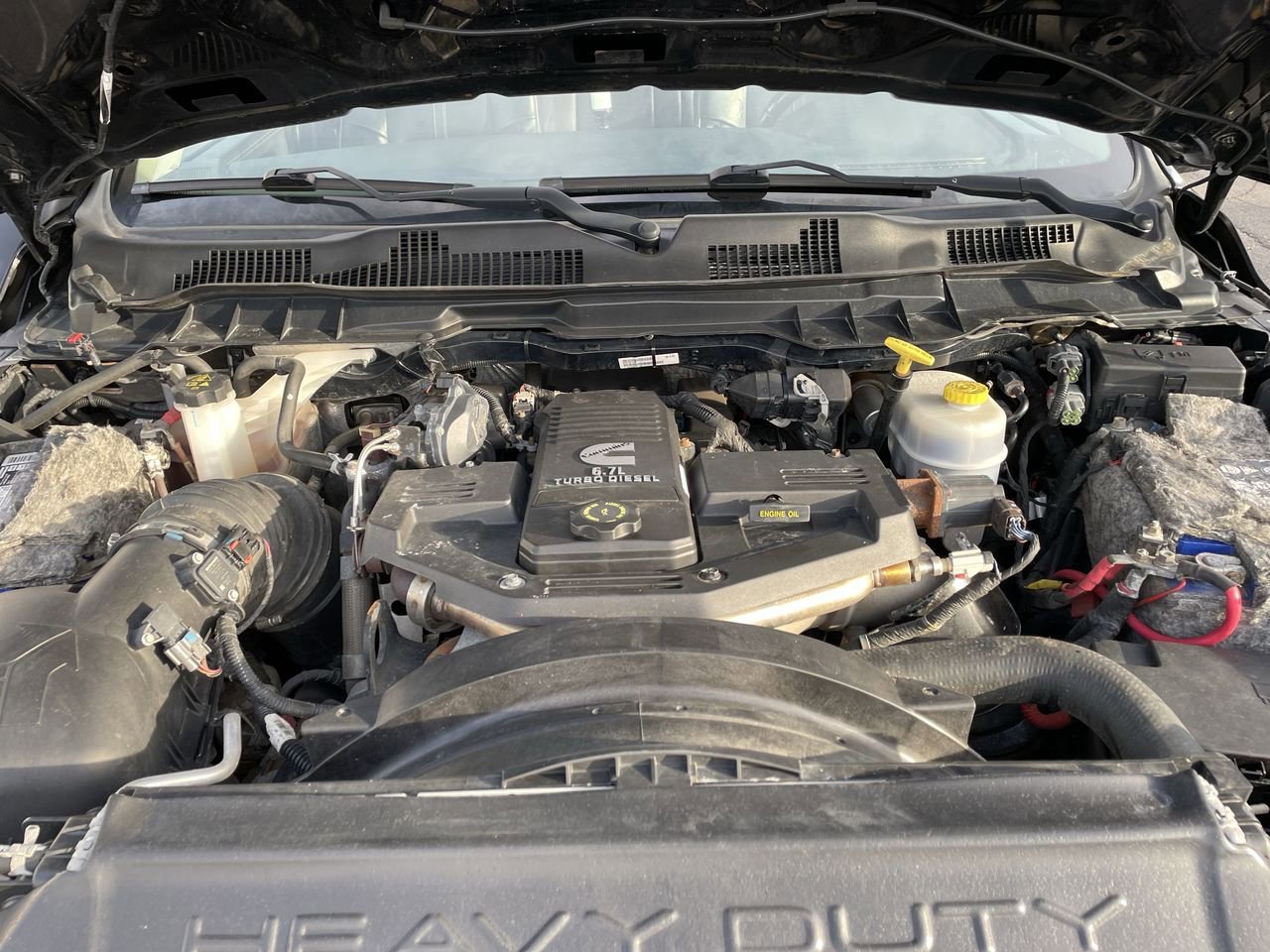 2015 RAM 3500 Longhorn 38