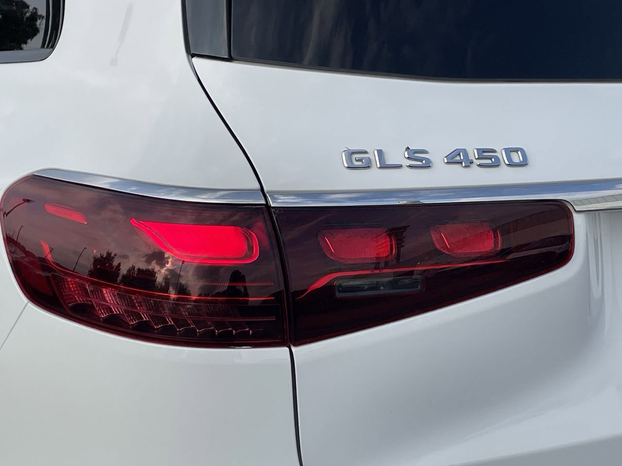 Thumbnail: 2024 Mercedes-Benz GLS - 41