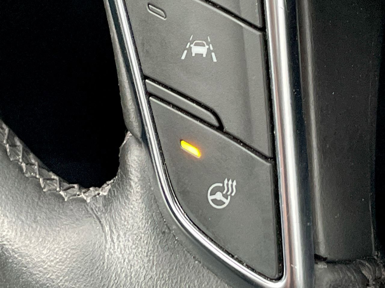 Thumbnail: 2022 Cadillac XT5 - 24