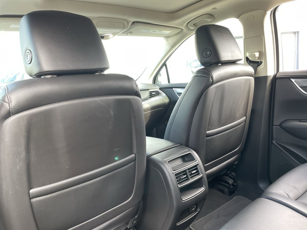 Thumbnail: 2019 Cadillac XT5 - 20