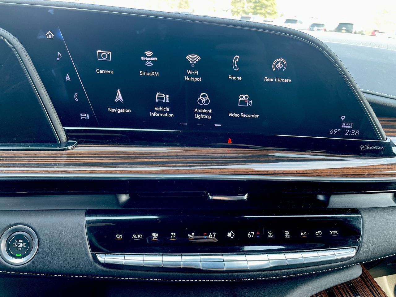 Thumbnail: 2024 Cadillac Escalade - 12