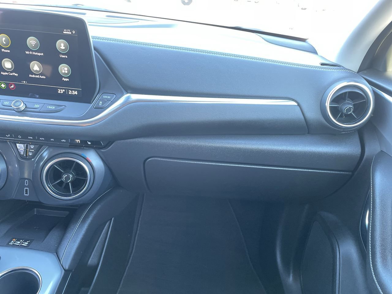 Thumbnail: 2025 Chevrolet Blazer - 16