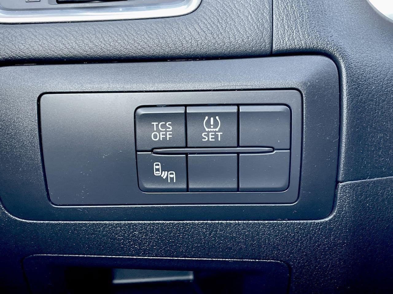 Thumbnail: 2016 Mazda CX-5 - 27