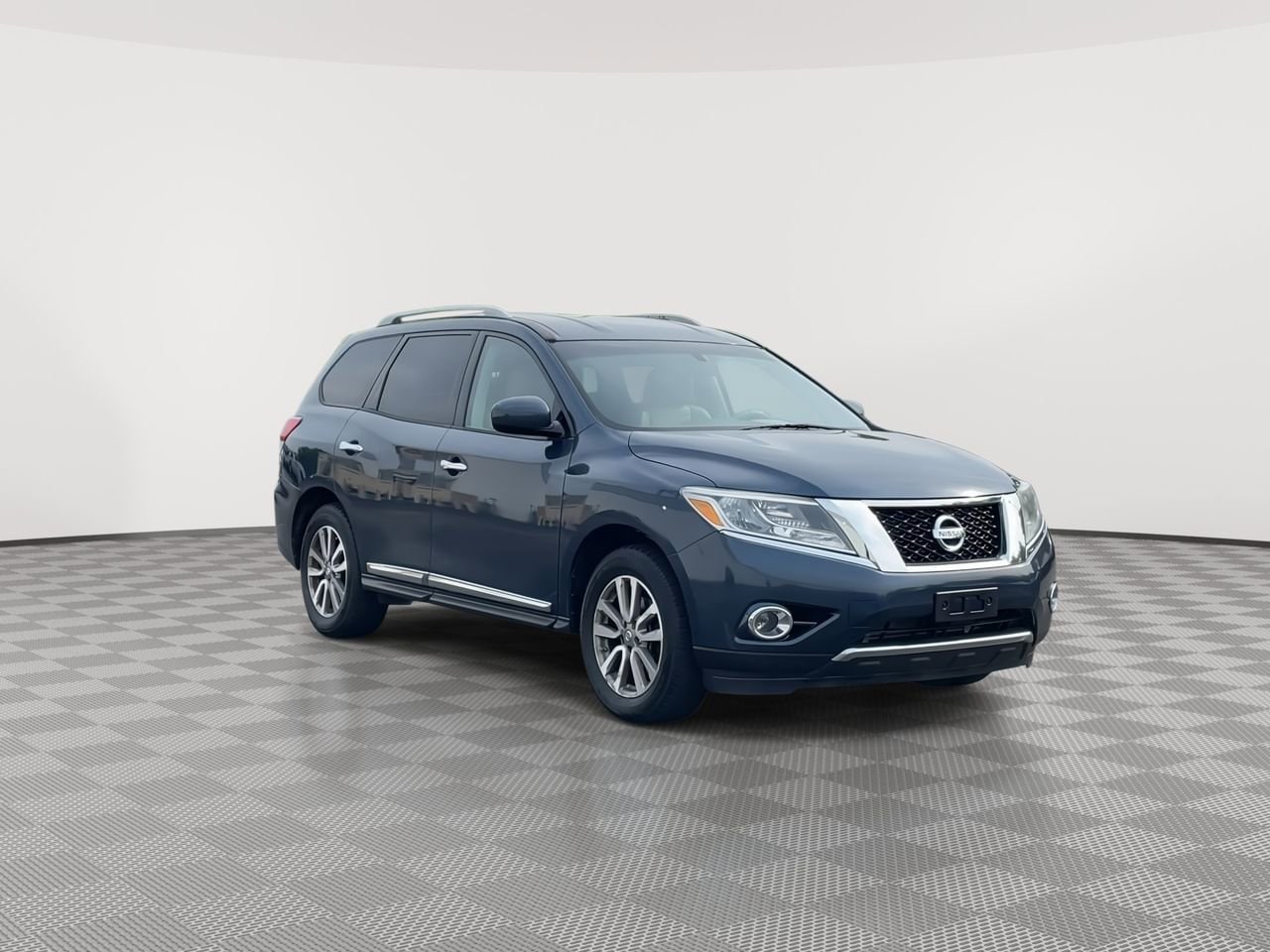 Thumbnail: 2014 Nissan Pathfinder - 2