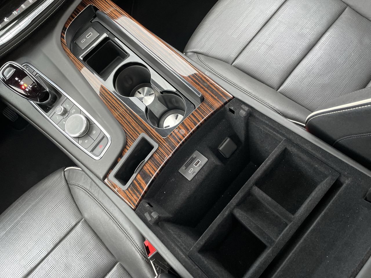 Thumbnail: 2023 Cadillac Escalade - 28