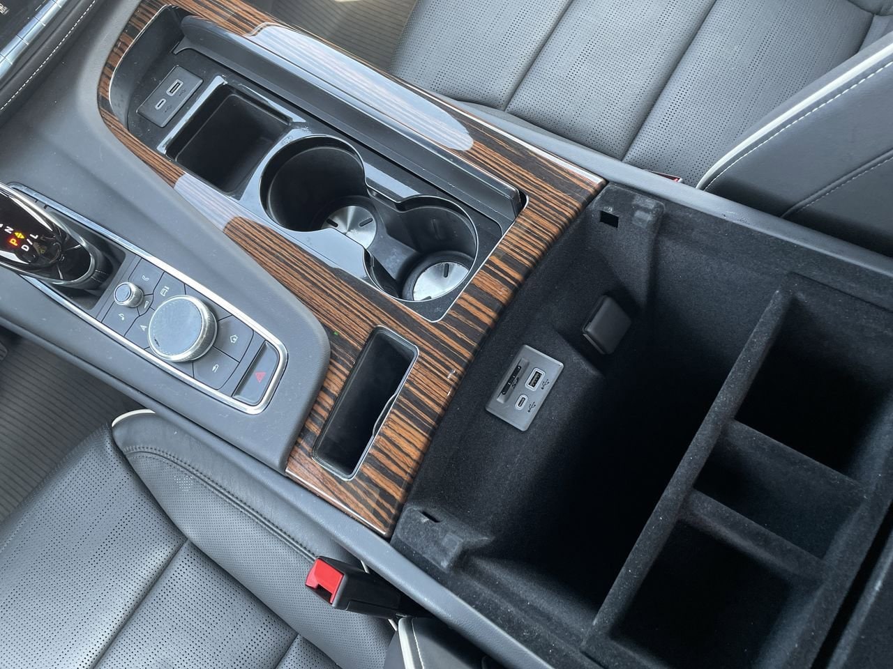 Thumbnail: 2024 Cadillac Escalade - 27
