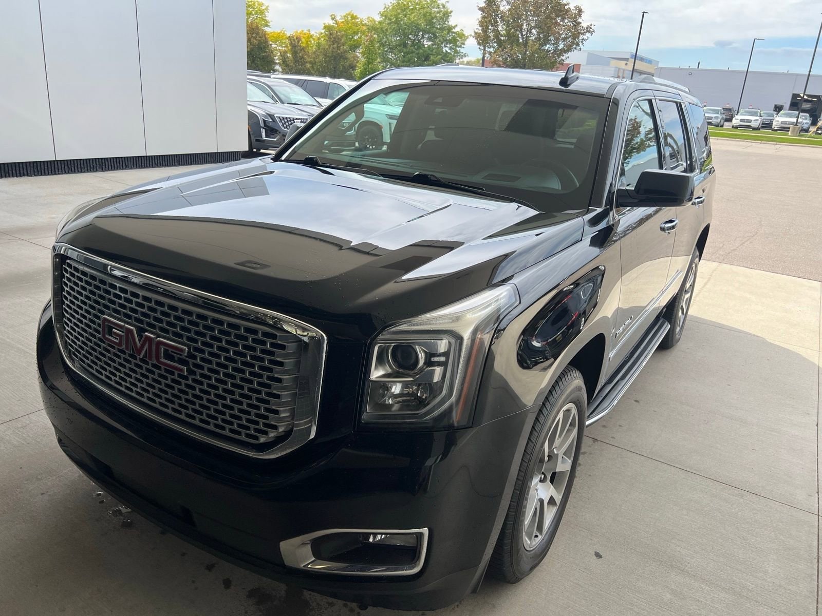 Thumbnail: 2017 GMC Yukon - 1