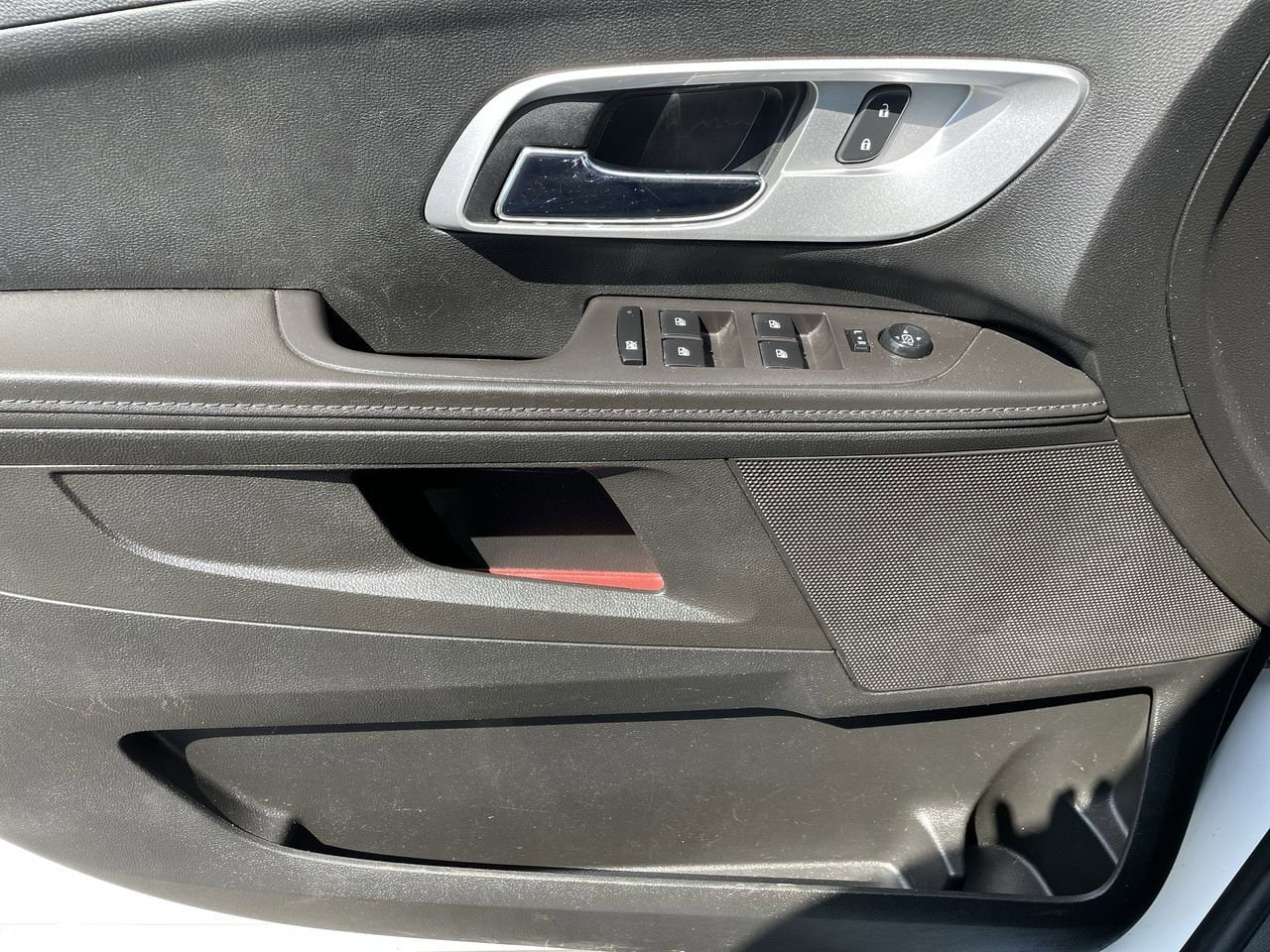 Thumbnail: 2015 Chevrolet Equinox - 27