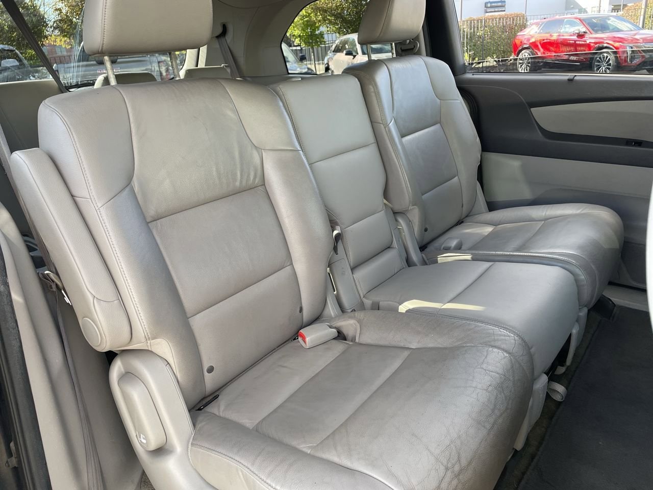 Thumbnail: 2013 Honda Odyssey - 15