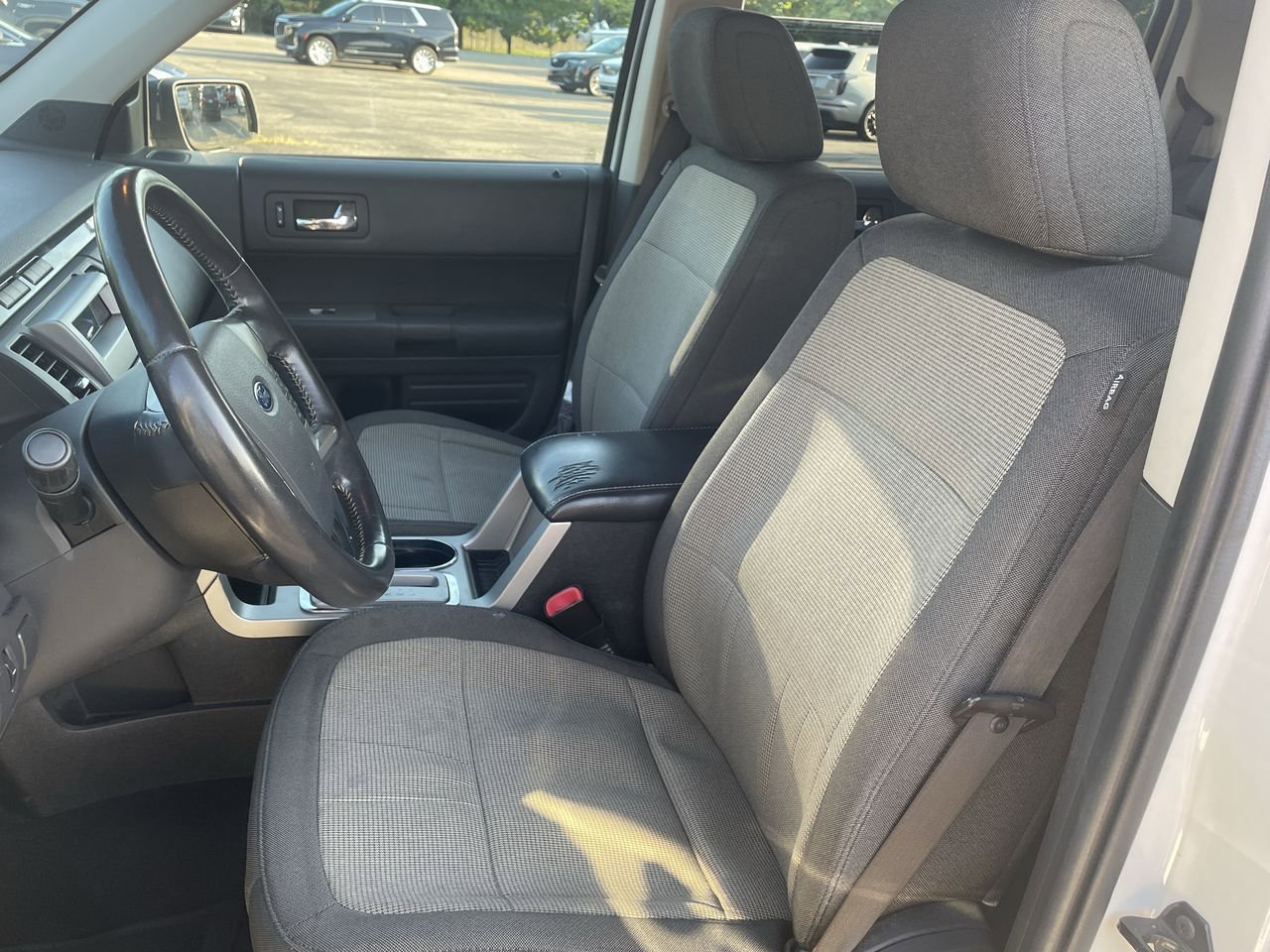 Thumbnail: 2010 Ford Flex - 12