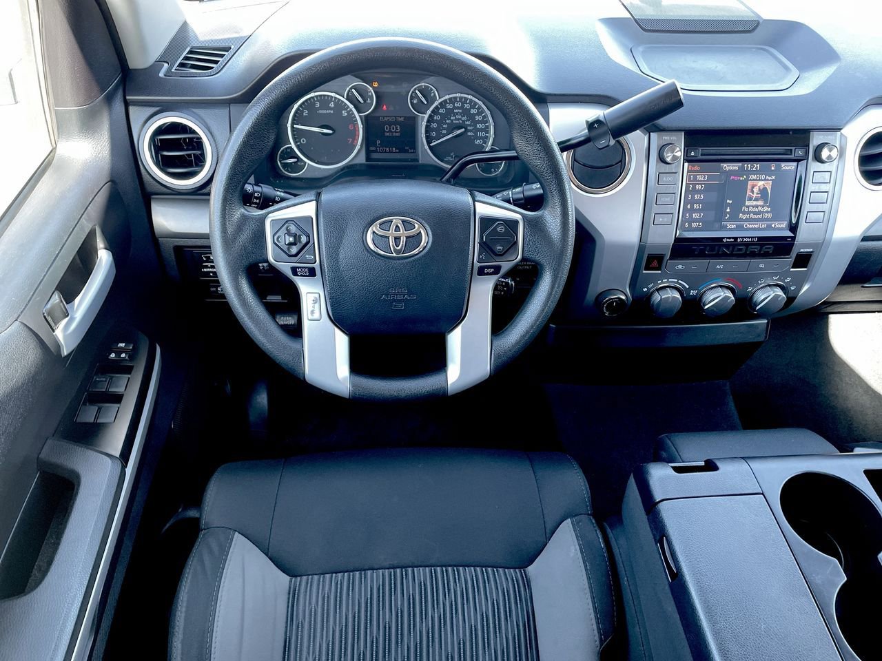 Thumbnail: 2016 Toyota Tundra - 11