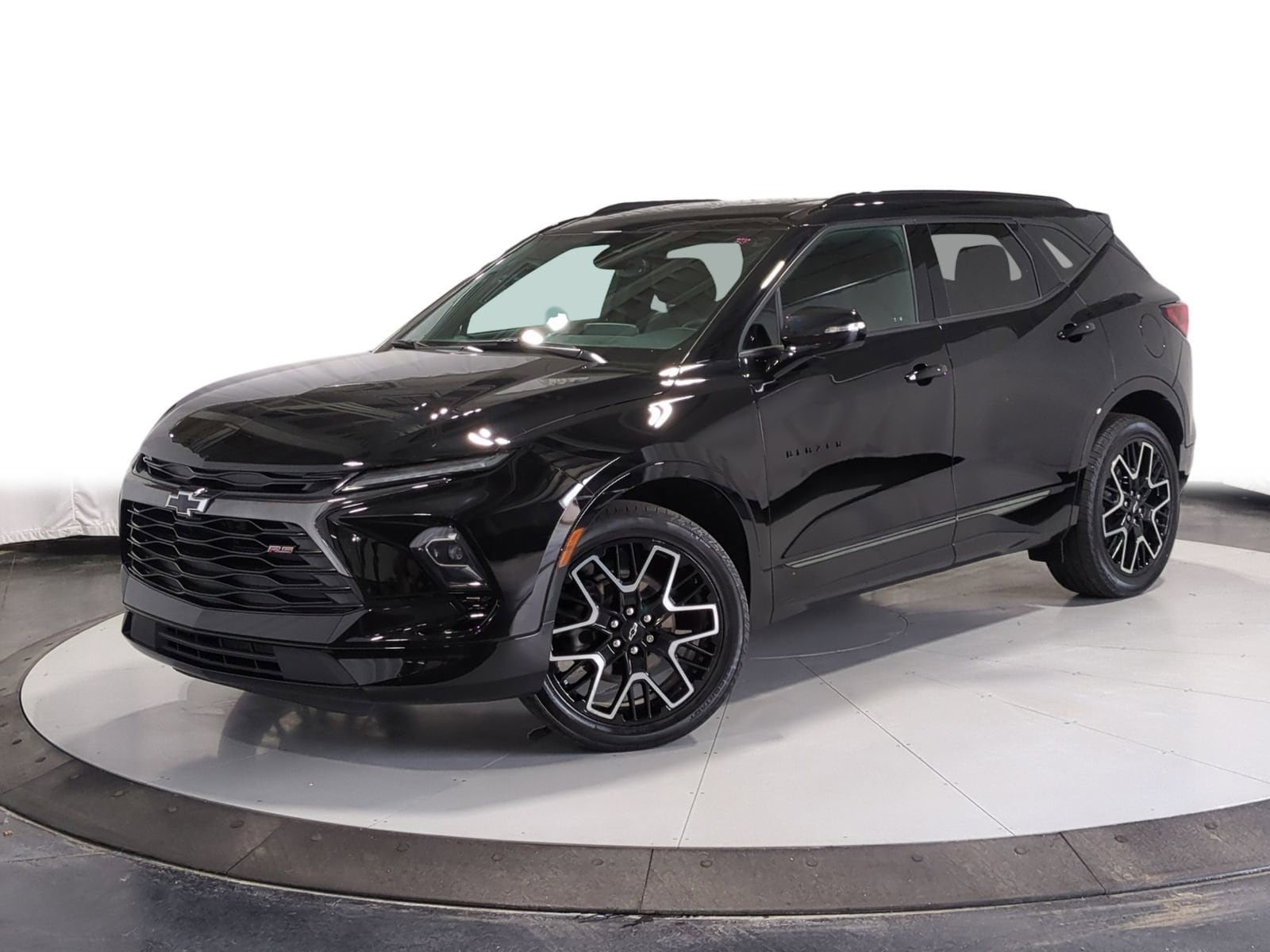 Thumbnail: 2023 Chevrolet Blazer - 1