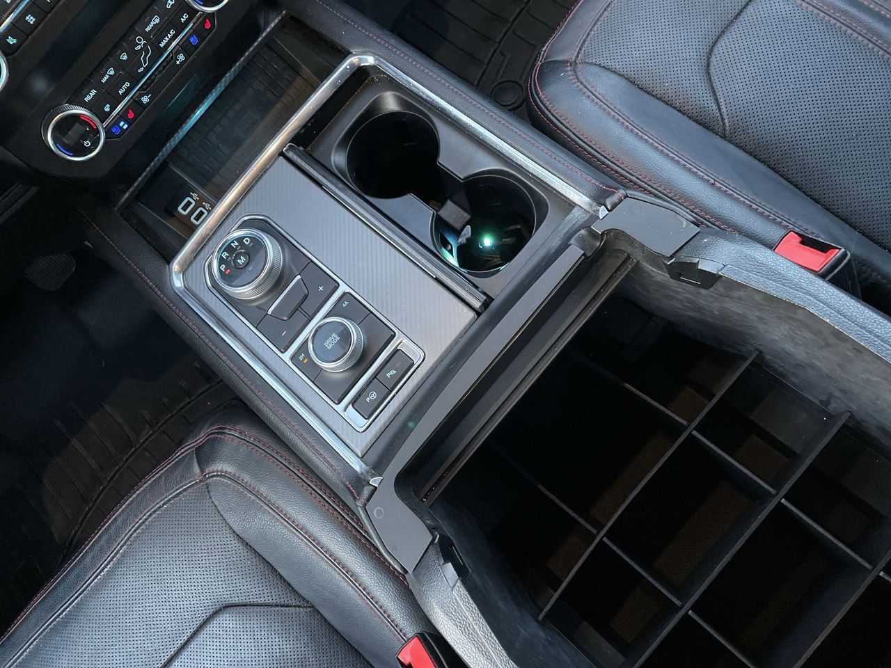 Thumbnail: 2019 Ford Expedition - 28
